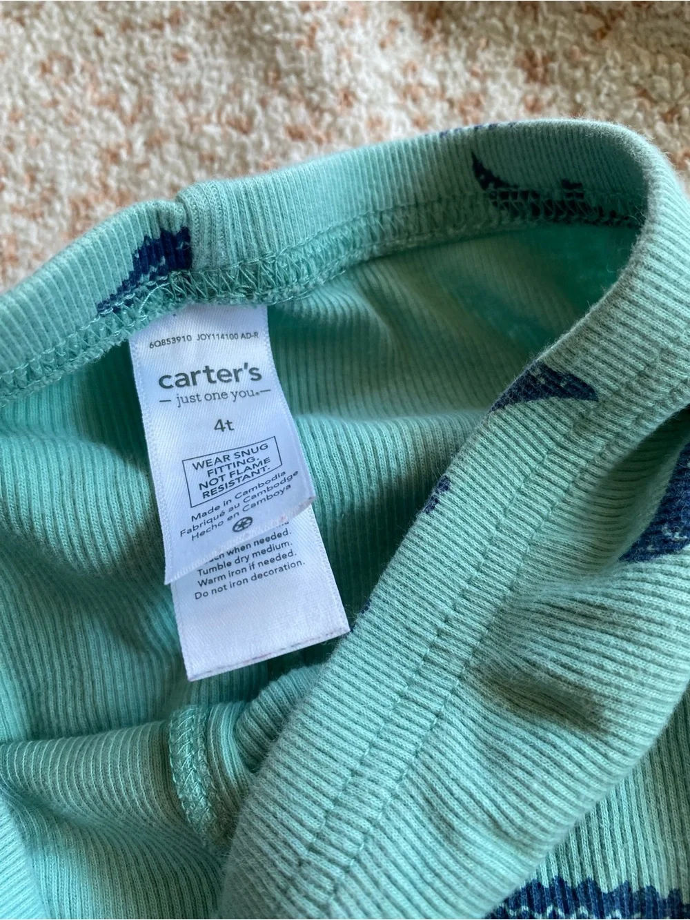 Carter’s boys / Kids Two-Piece Ribbed Alligator Print Pajama Set